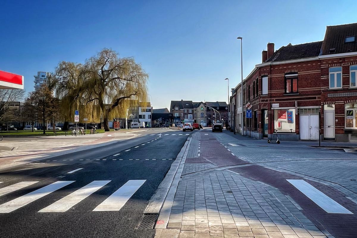 Fietsveiliger Kruispunt Brugsesteenweg Vervroegd Terug Open - KW.be