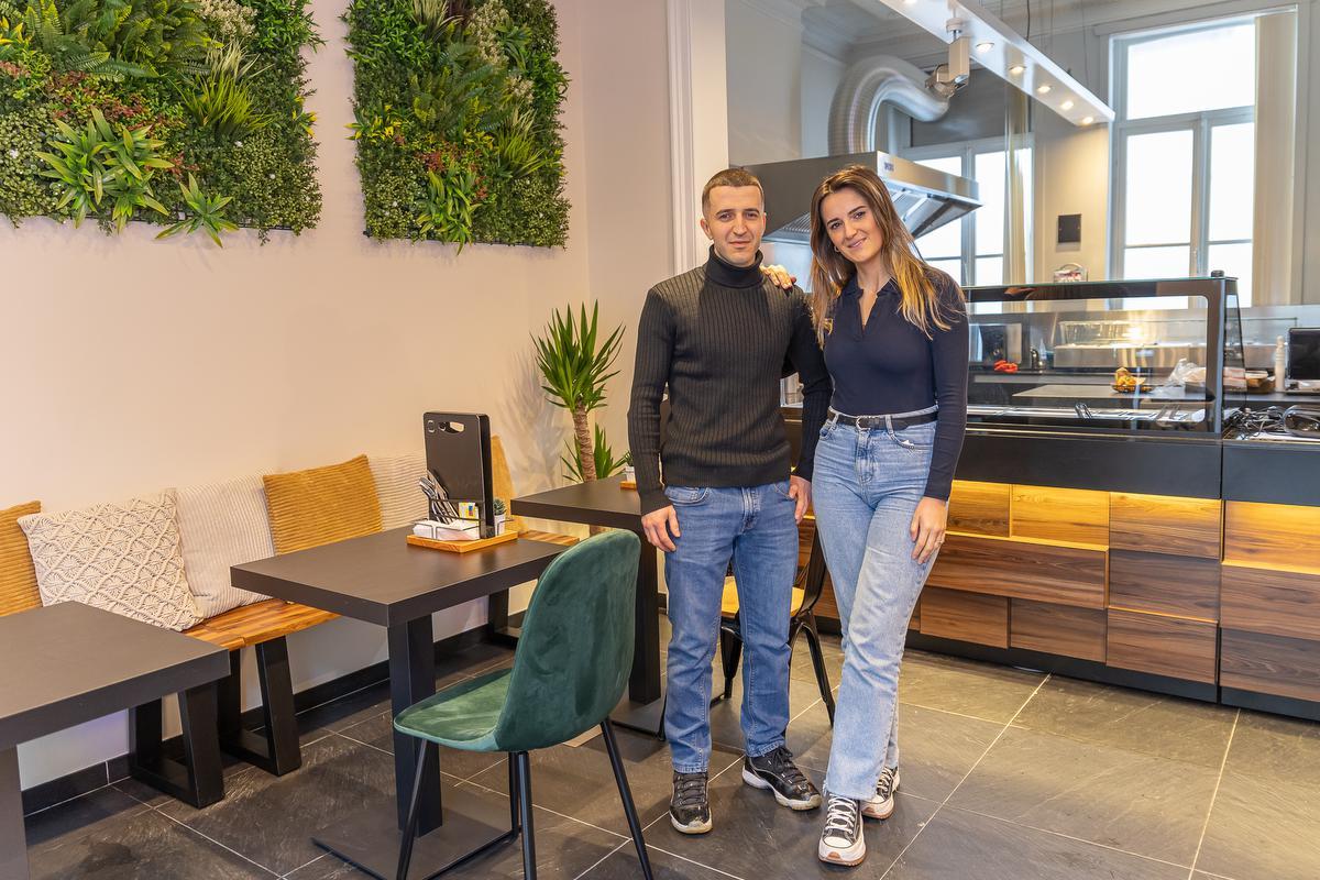 Xoni Kitchen Xoni Streetfood opent de deuren in Kortrijkstraat: “Laagdrempelige ...