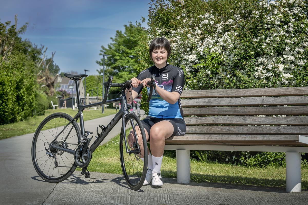 Marien (24) fietst Stelvio op ten voordele van Climbing for Life “Op