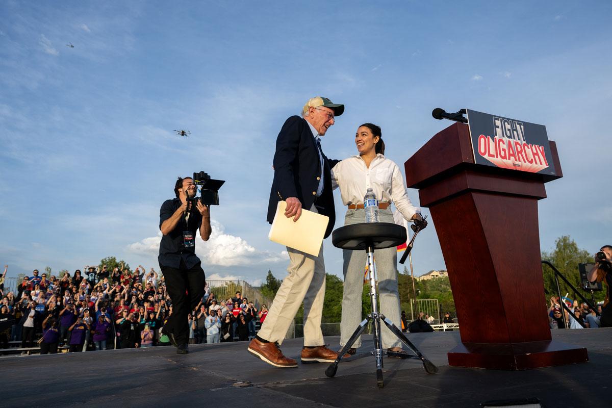 Berie Sanders AOC