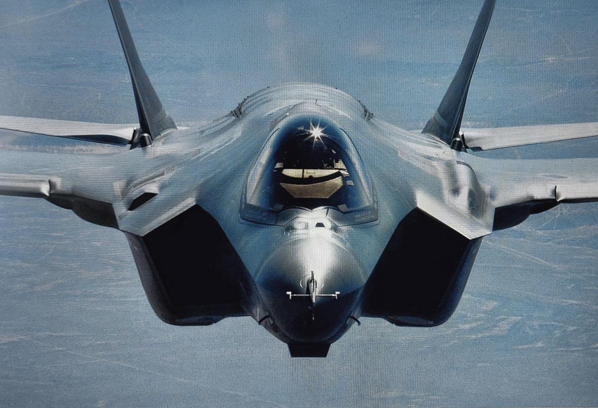Défense : les coûts cachés du F-35 alourdissent l'addition pour