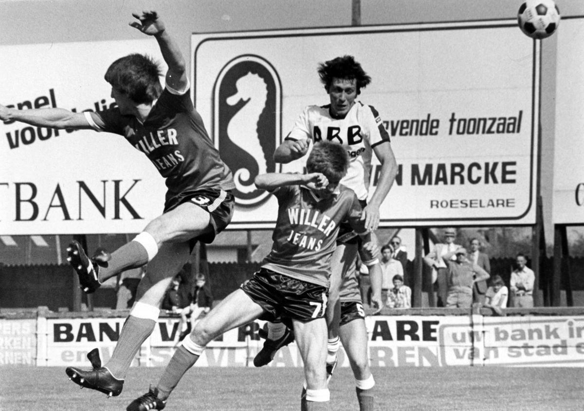 De westrijd SK Roeselare-Zele, in de tweede periode van Marc bij de SKR, werd gewonen met 3-1 en drie doelpunten van Marc Nonkel. Hier scoort hij zijn tweede.