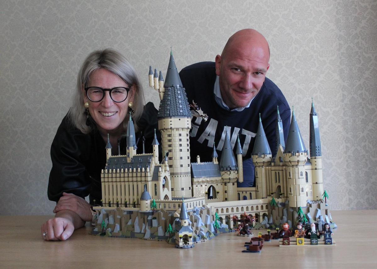 Janick en Loes richten met 'Brickset You' heuse Lego-theek op in Kortrijk - KW.be