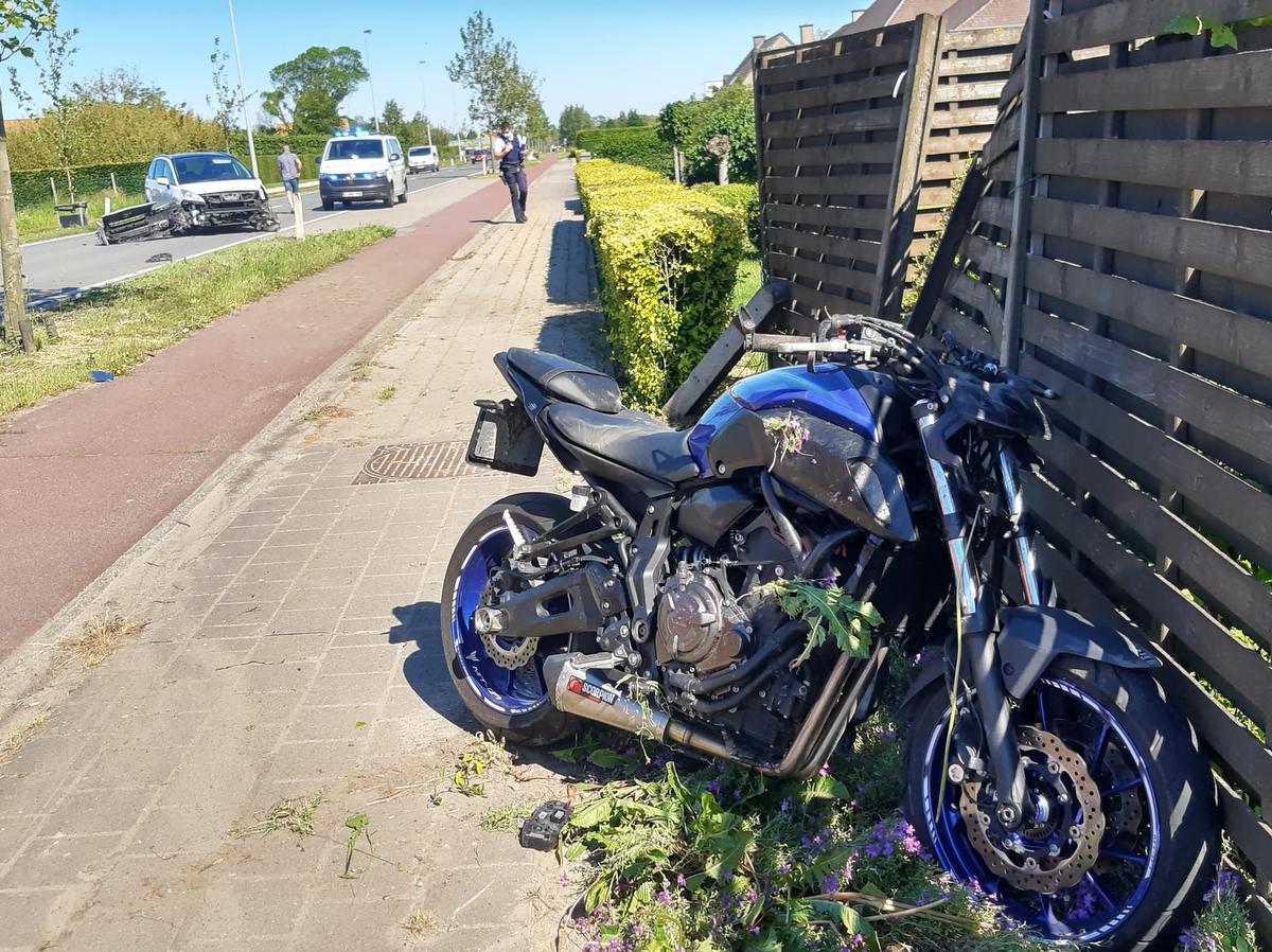 Motorrijder Zwaargewond Na Aanrijding In Staden - KW.be