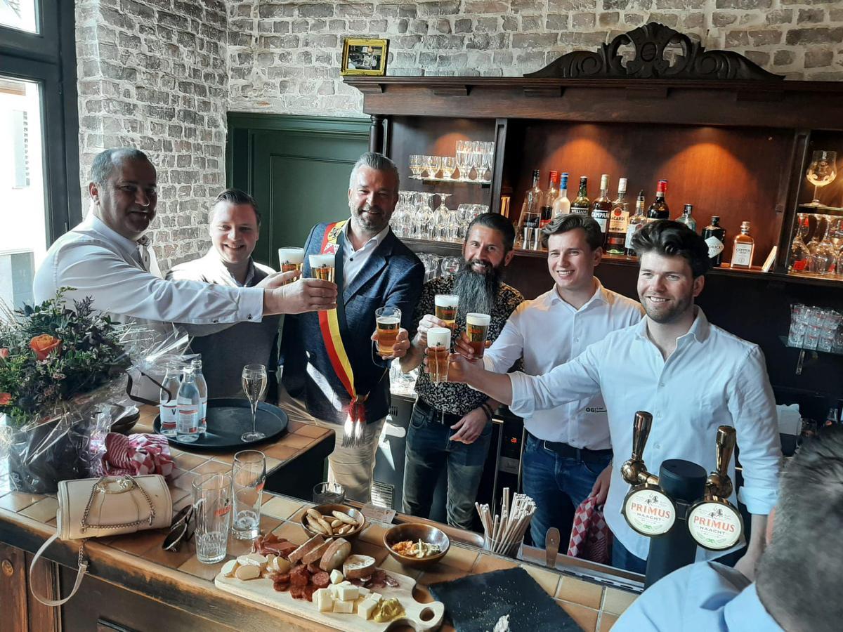 Café ’T Oud Gemeentehuis en Fred’s officieel geopend in