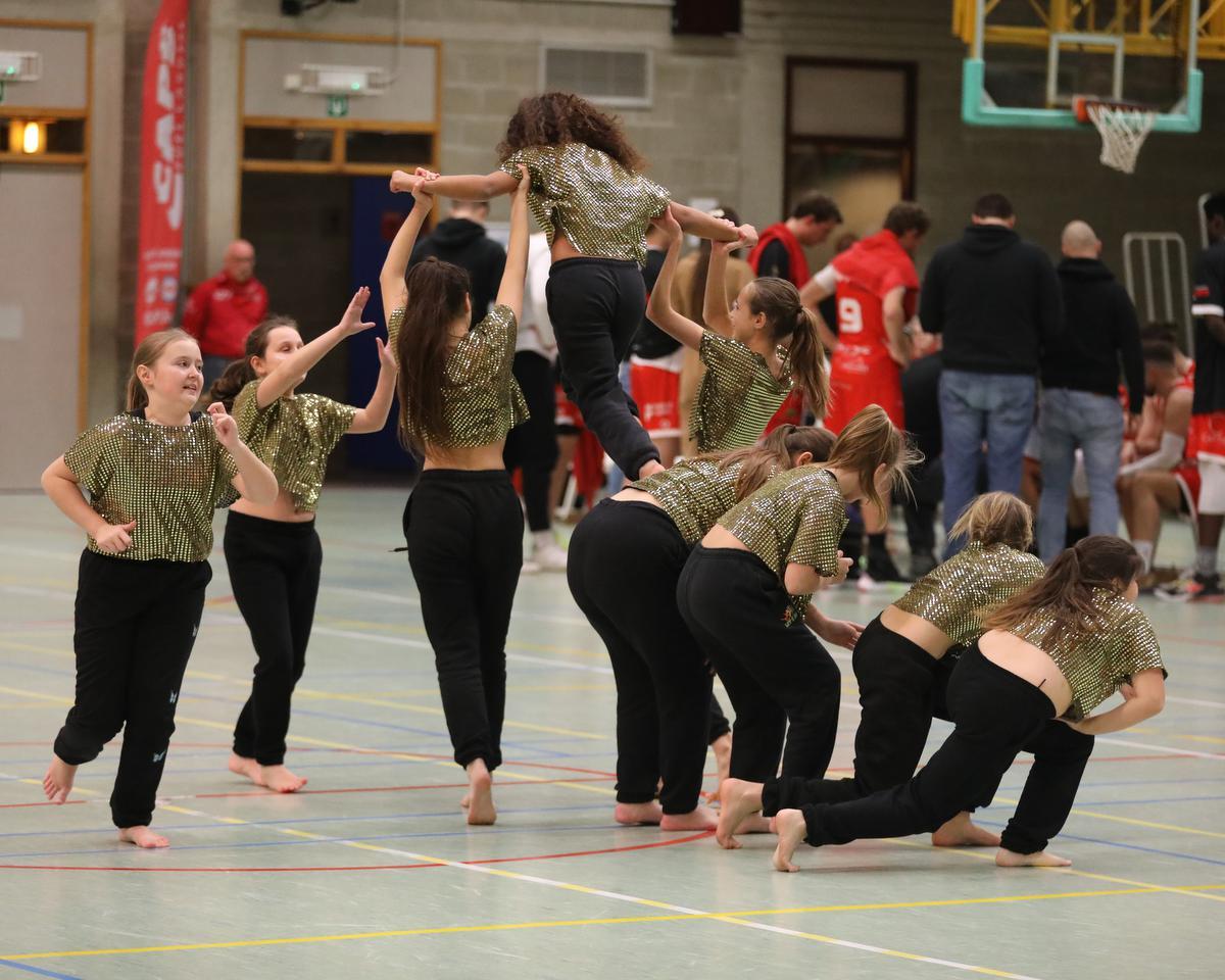 Meer dan 400 dansers in Desselgem voor wedstrijd modern, jazz
