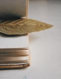 livre et marque-page