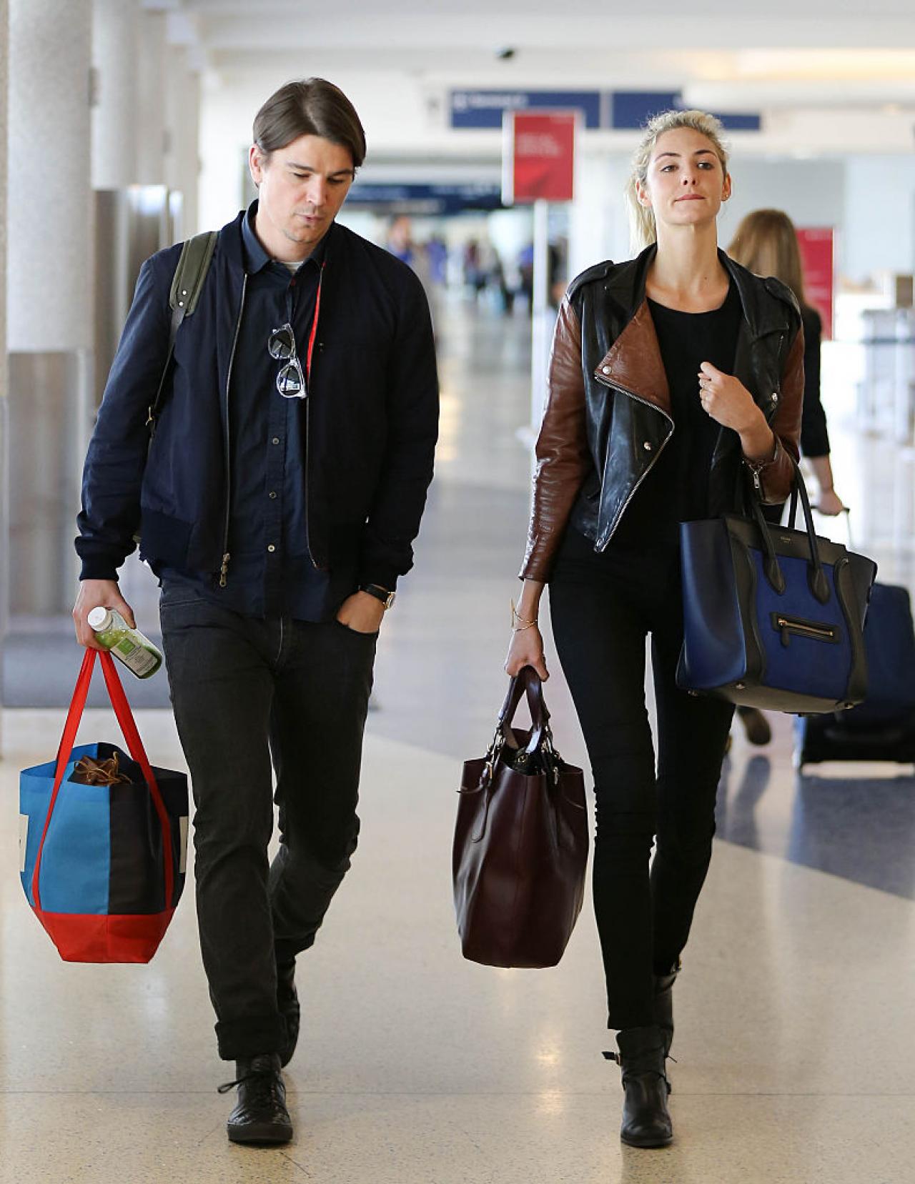 LOS ANGELES, CA - APRIL 03: Josh Hartnett and Tamsin Egerton seen at LAX on April 03, 2015 in Los Angeles, California.  (Photo by GVK/Bauer-Griffin/GC Images)