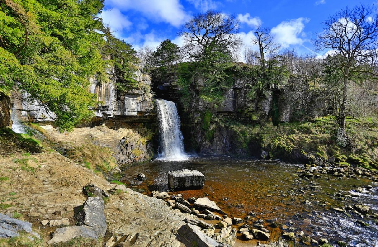 Inngleton waterfall trail,Yorkshire,england