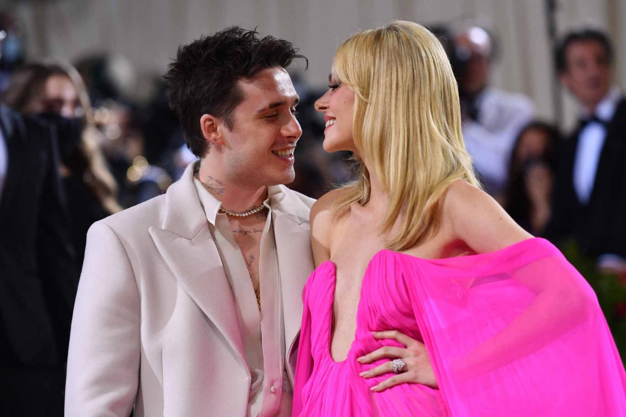 English model Brooklyn Beckham and his wife US actress Nicola Peltz arrive for the 2022 Met Gala at the Metropolitan Museum of Art on May 2, 2022, in New York. - The Gala raises money for the Metropolitan Museum of Art's Costume Institute. The Gala's 2022 theme is "In America: An Anthology of Fashion". (Photo by ANGELA WEISS / AFP)