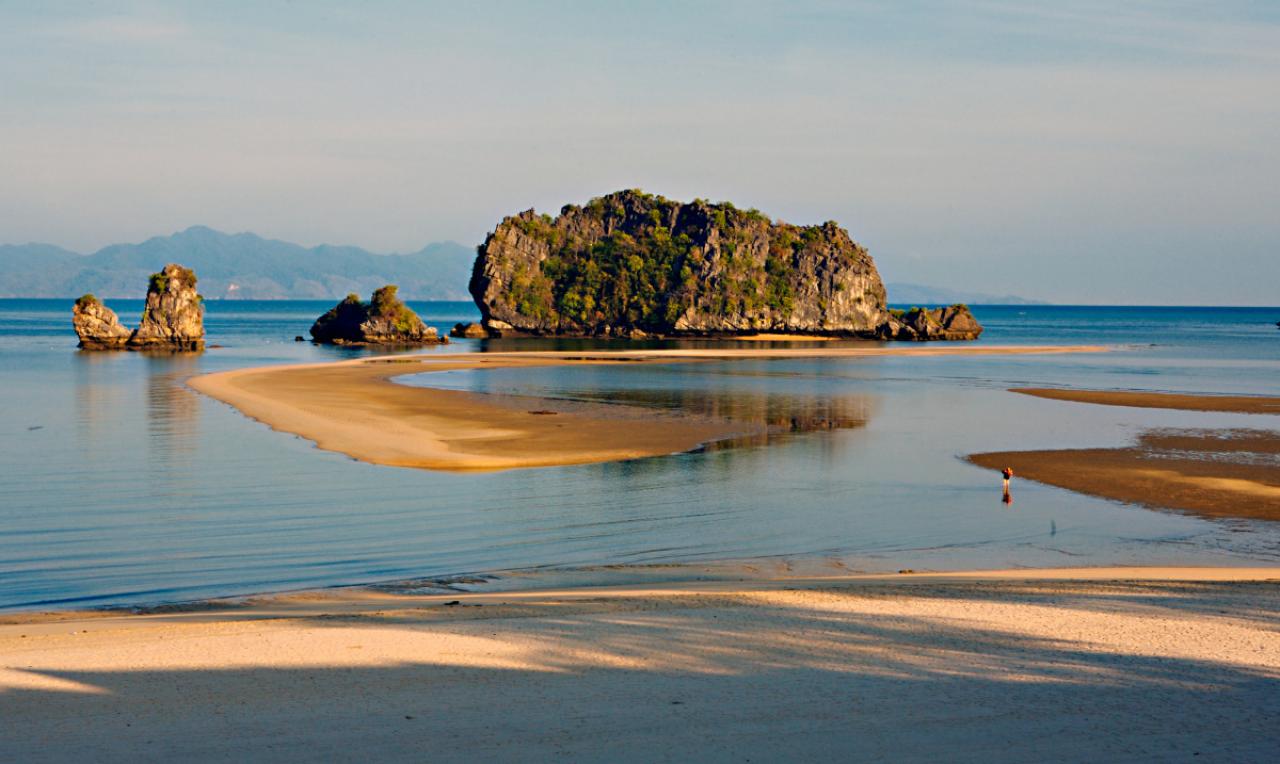 Wonderful beach scenery on Langkawi, Malaysia, Asia.