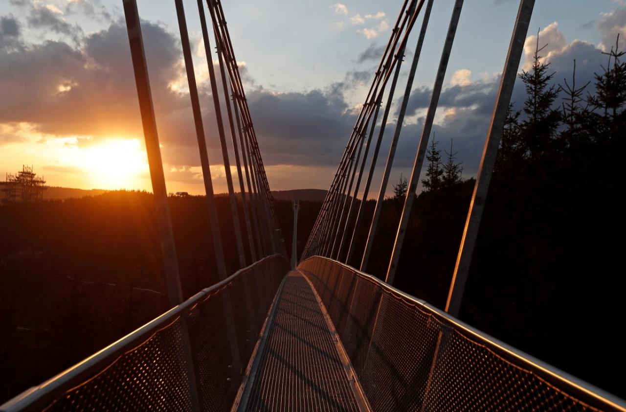 A view of the newly-built world's longest suspension bridge a day before its official opening in the mountain resort of Dolni Morava, Czech Republic, May 12, 2022. Picture taken May 12, 2022. REUTERS/David W Cerny *** Local Caption *** CAPTION TEST 01