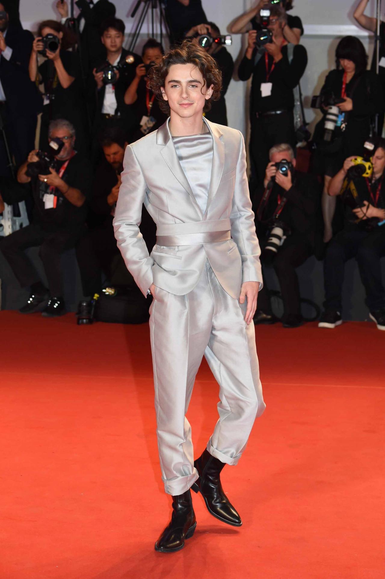 VENICE, ITALY - SEPTEMBER 02:  Timothee Chalamet attends "The King" red carpet during the 76th Venice Film Festival at Sala Grande on September 02, 2019 in Venice, Italy. (Photo by Stephane Cardinale - Corbis/Corbis via Getty Images)