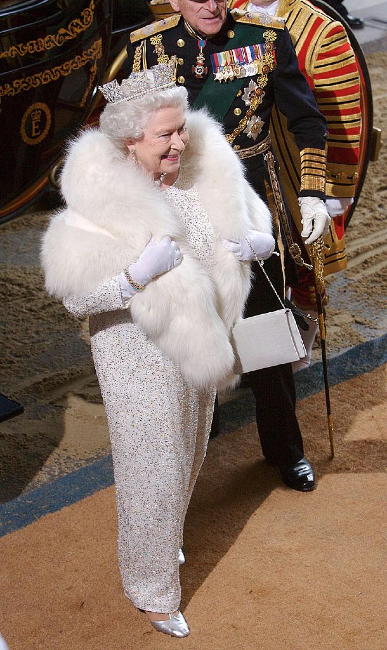 Queen Elizabeth ll arrives at the House of Lords for the State Opening of Parliament on November 15, 2006. (Photo by Anwar Hussein Collection/ROTA/WireImage)
