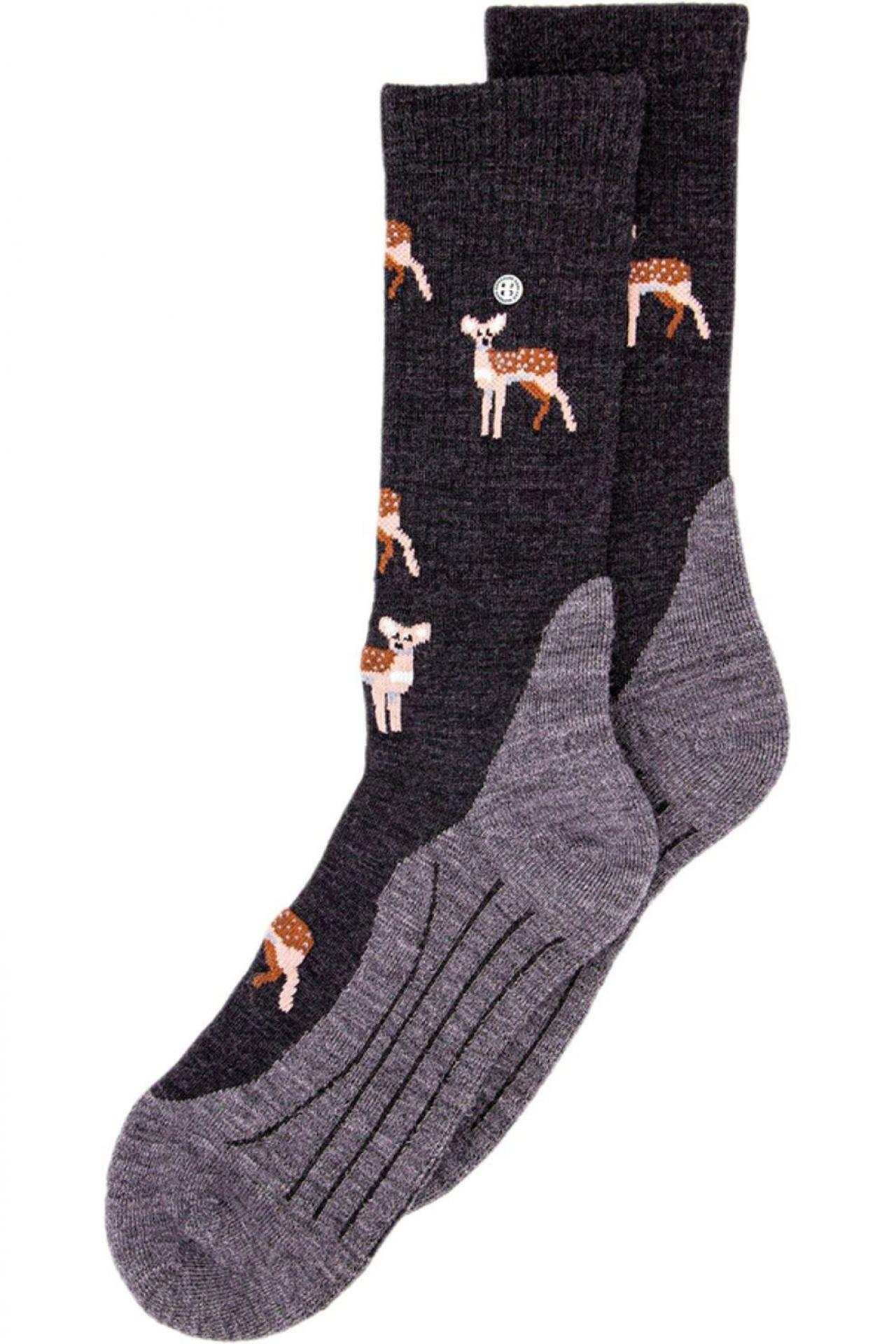 Warme voeten met Bambi-motief (14,95 euro), van A.S. Adventure.