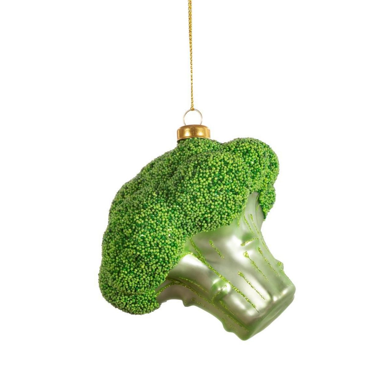 Een superfood broccoli in de boom? Bij Sass & Belle vind je de meest originele kersthangers. Ideaal om in fonkelend groen ook de kleinsten onder ons te inspireren.Broccoli Sass & Belle - 11,49 euro - www.sassandbelle.co.uk
