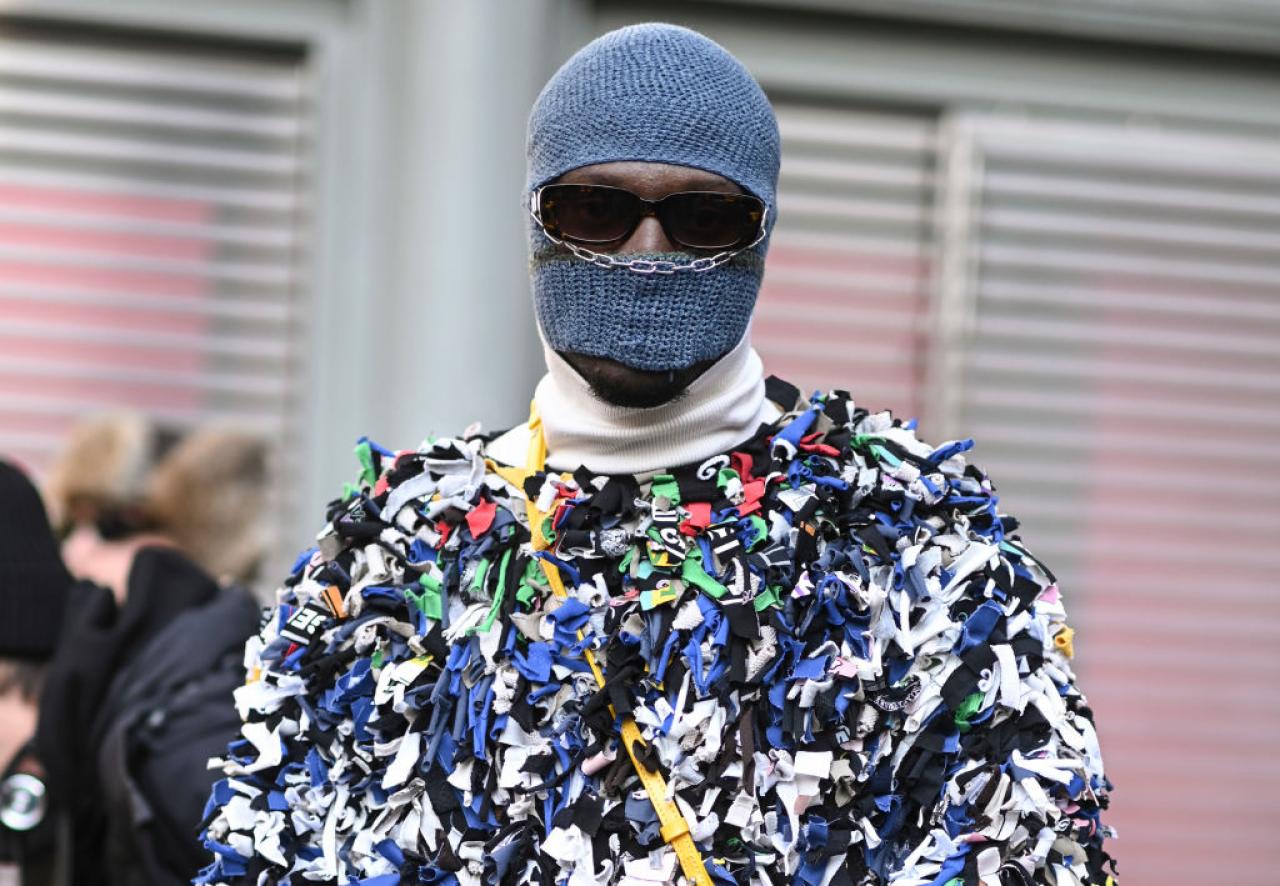 Balaclava - streetstyle beeld tijdens Paris Fashion Week