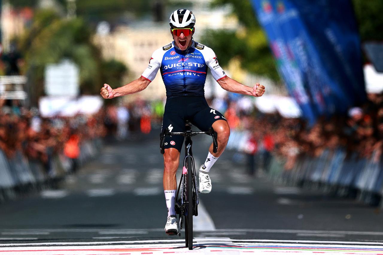 SAN SEBASTIAN, SPAIN - JULY 30: Remco Evenepoel of Belgium and Team Quick-Step - Alpha Vinyl celebrates winning during the 42nd Donostia San Sebastian Klasikoa 2022 - Men's Elite a 224,8km race from San Sebastian to San Sebastian / #Klasikoa2022 / on July 30, 2022 in San Sebastian, Spain. (Photo by Gonzalo Arroyo Moreno/Getty Images)