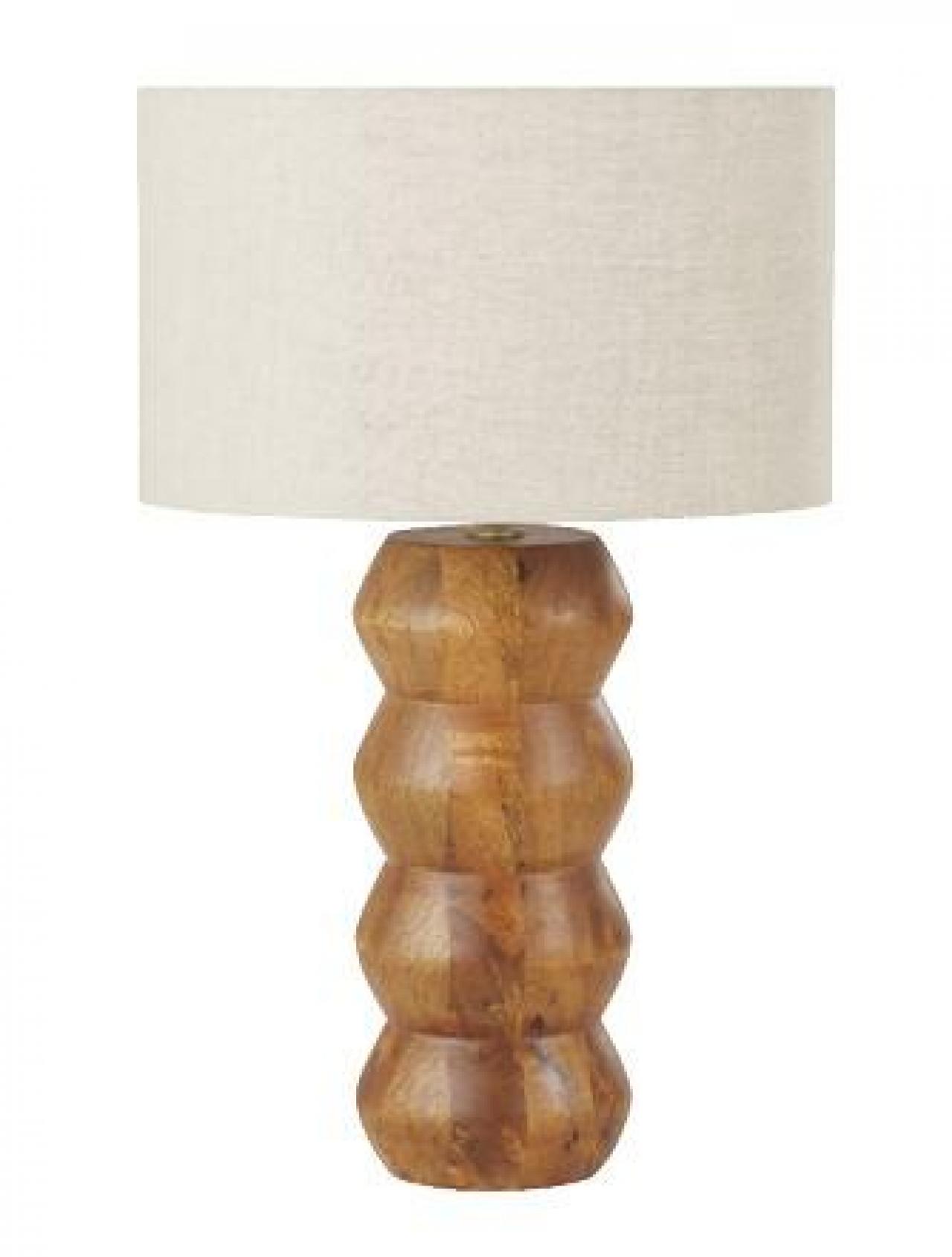 Lamp in mangohout en beige linnen - € 139 - Maisons du Monde.