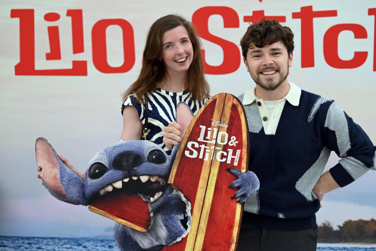 Heel wat bekende gezichten passeerden de ‘rode loper’.