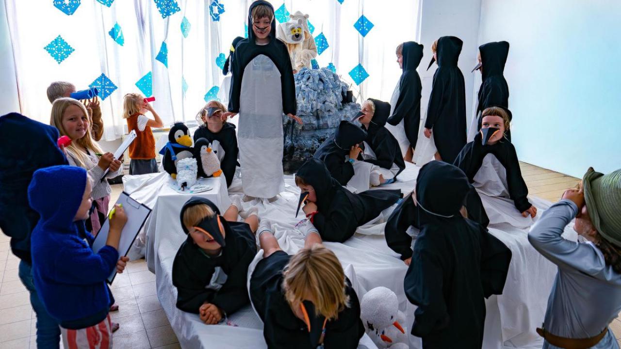 De pinguinklas 2de leerjaar van De Ritsheuvel in Belsele.