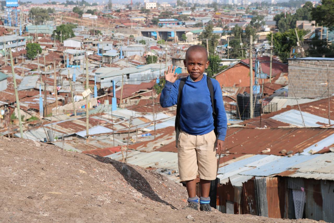 Kibera’s is met ruim een half miljoen inwoners de grootste sloppenwijk van Afrika.