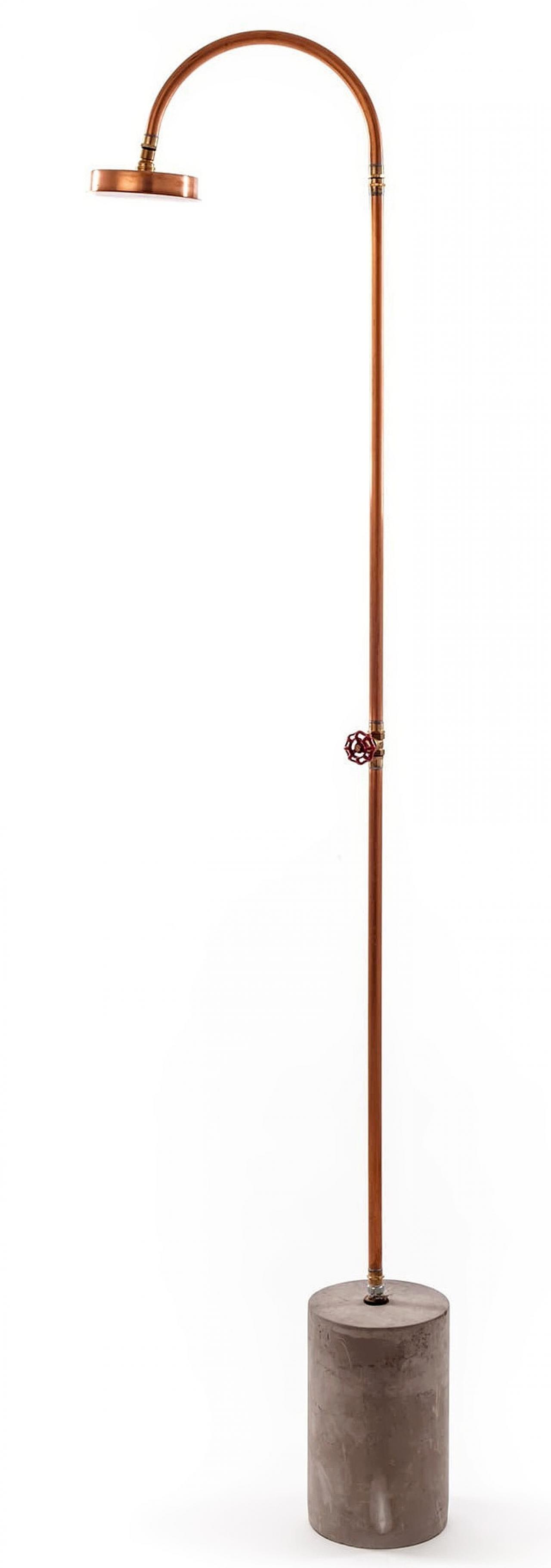 Buitendouche ‘Aquart’ met betonnen voet - € 299 - SELETTI.