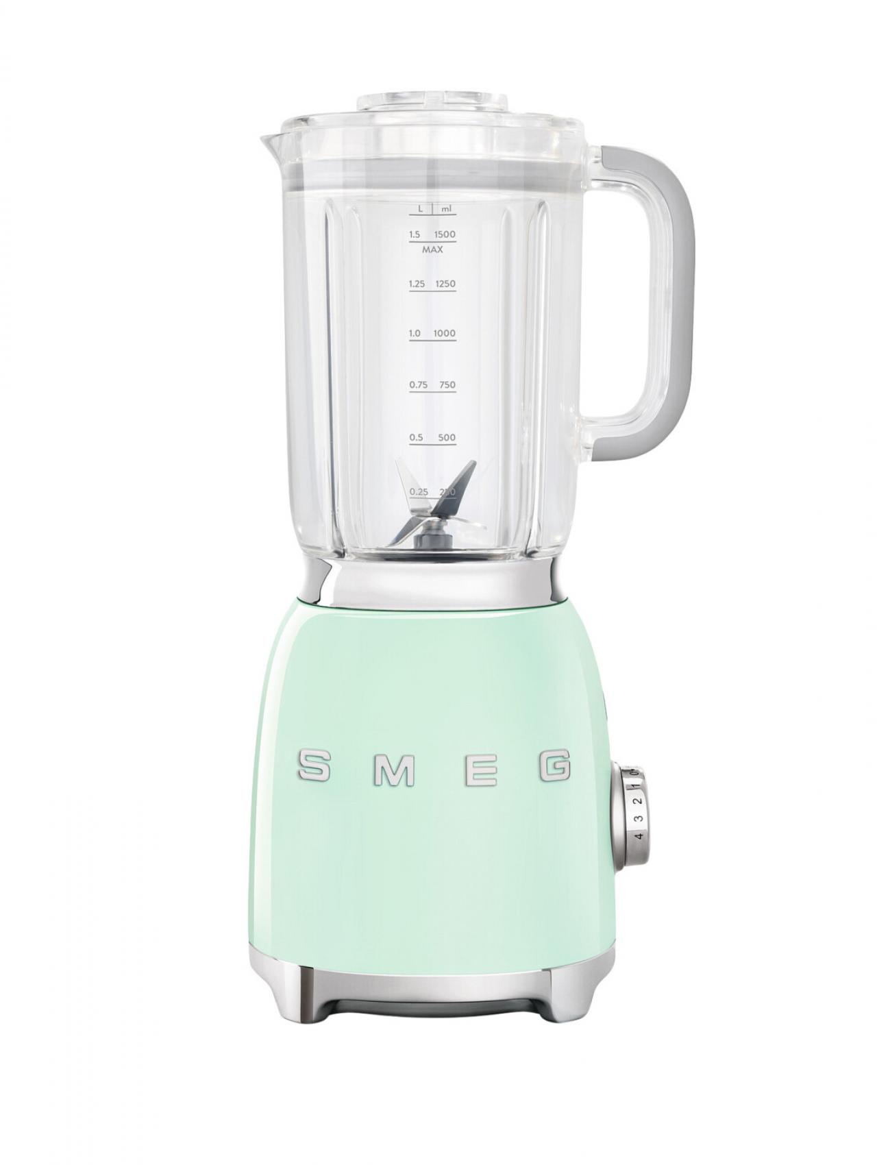 Blender in 50’s stijl - € 249 - Smeg.