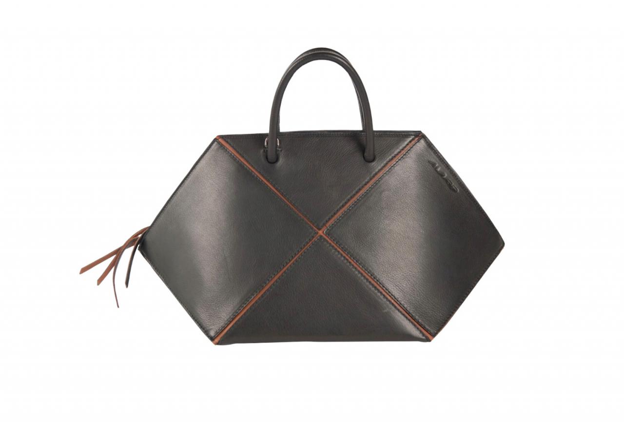 Signature Bag 27.5 - € 358 - Awardt.