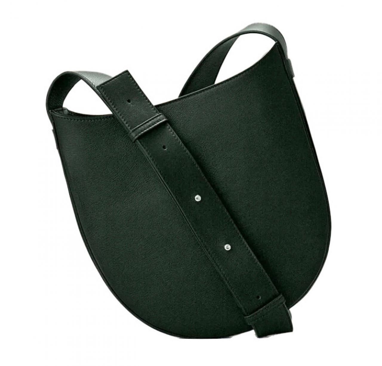 Tas ‘Astrid’ uit kalfsleer - € 650 - Lies Mertens.
