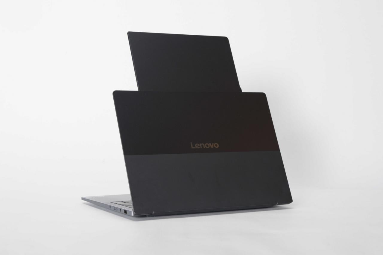 ThinkBook VertiFlex Concept.