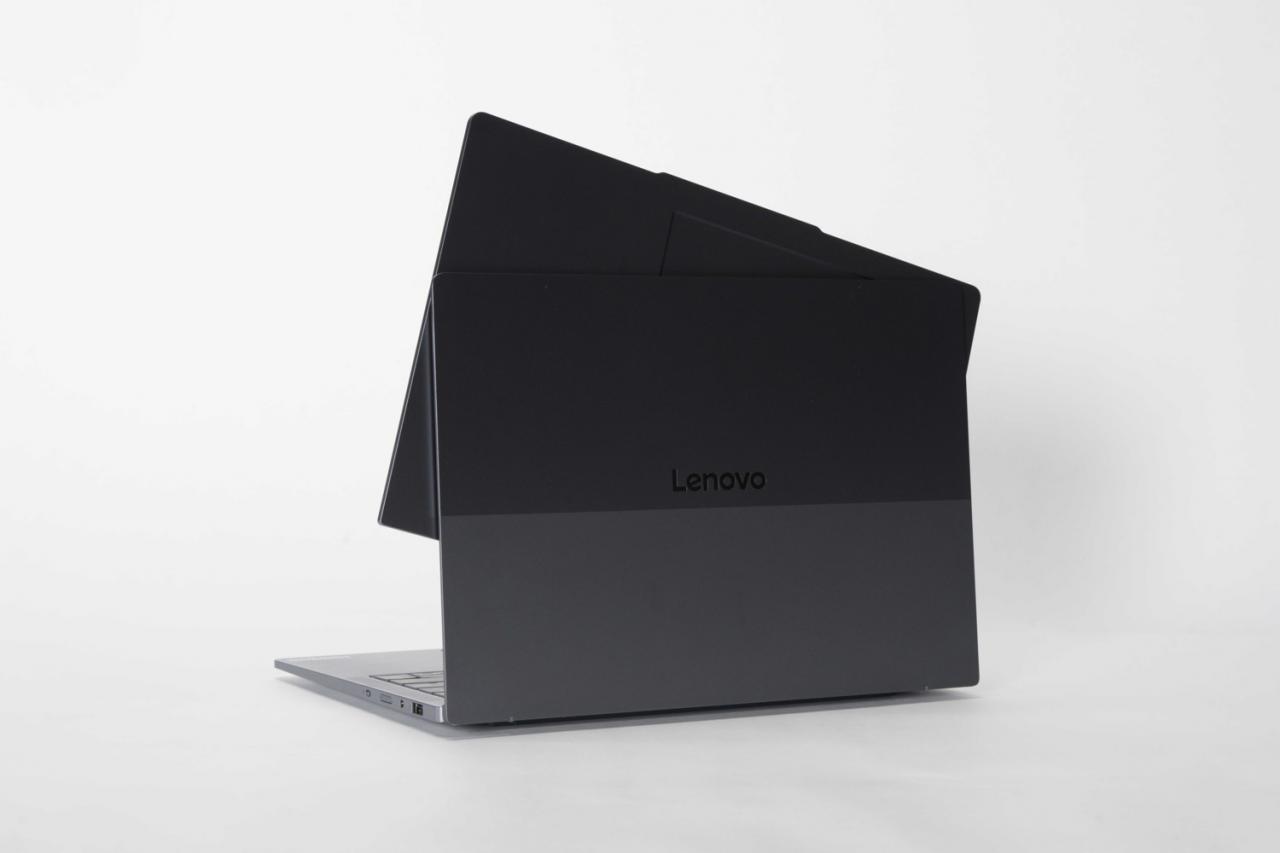 ThinkBook VertiFlex Concept.