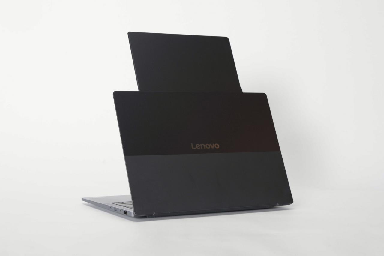 ThinkBook VertiFlex Concept.