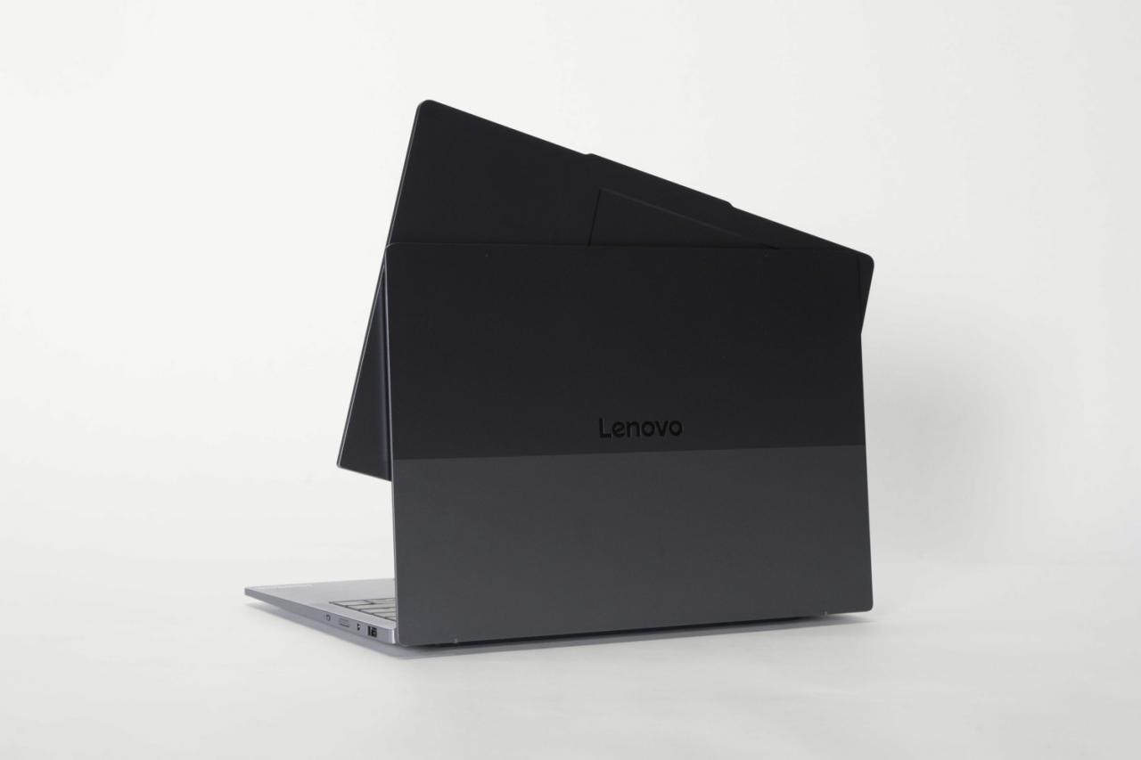 ThinkBook VertiFlex Concept.