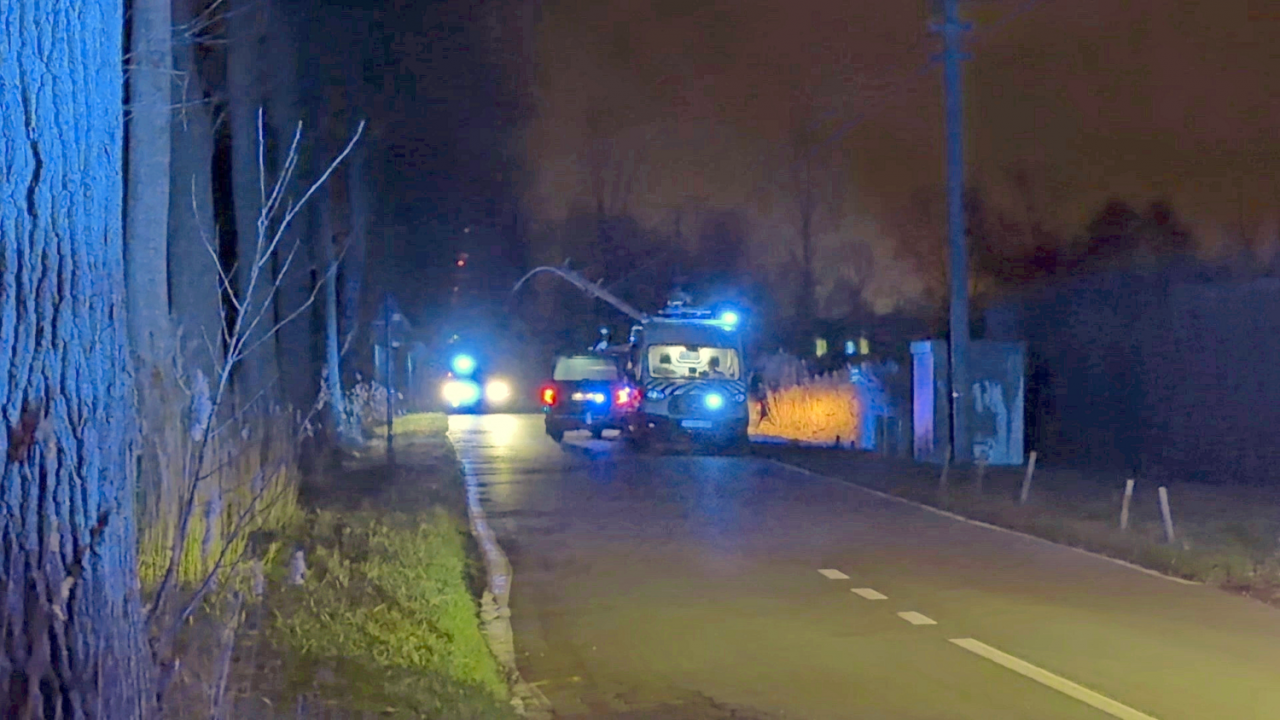 Het ongeval gebeurde langs de Ter Doeststraat in Lissewege. (foto JVM)