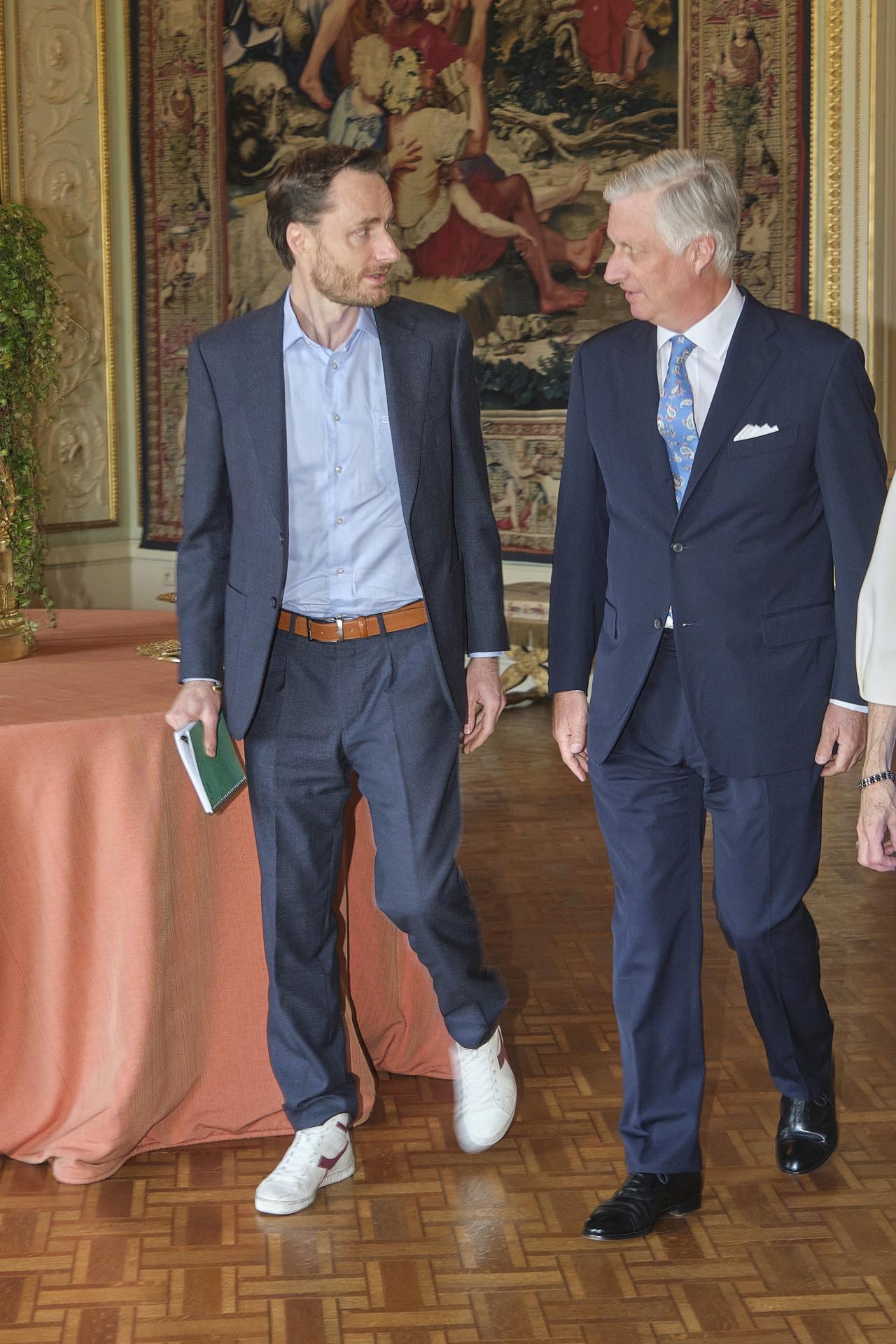 Le Roi Philippe et Olivier Vandecasteele ce mardi.