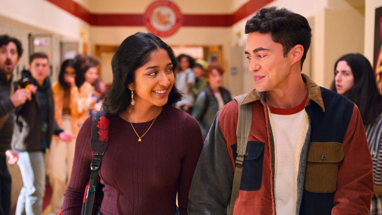 MES PREMIÈRES FOIS: Netflix dévoile une scène exclusive de la saison 3