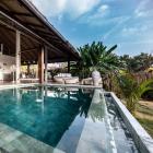 the white lotus luxe villa's in Thailand