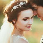 Beauté: les 7 produits essentiels pour celles qui se marient en été