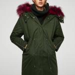 Parka avec capuche brodée de fausse fourrure