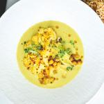 Recette d'automne: la délicieuse soupe de chou-fleur parfumée au curry