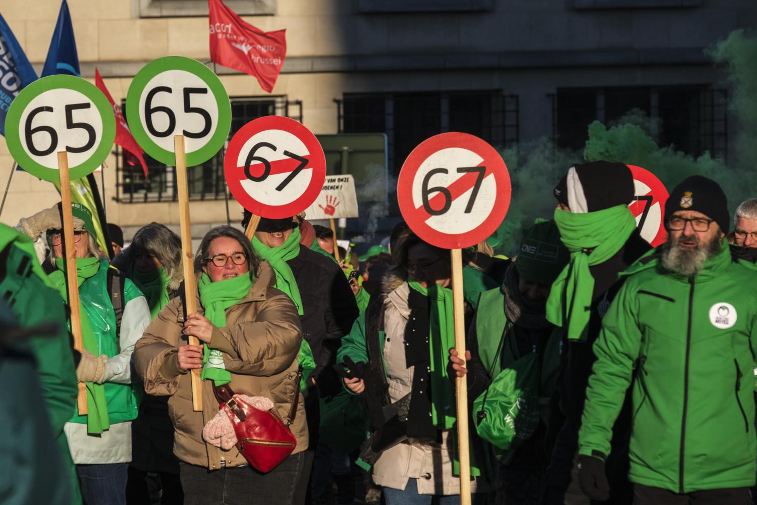 Aya velázquez nackt she is kind and naive with a lovely