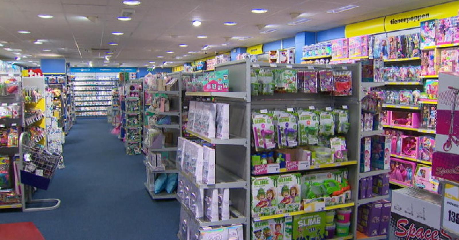 Bart Smit sluit 13 winkels in België