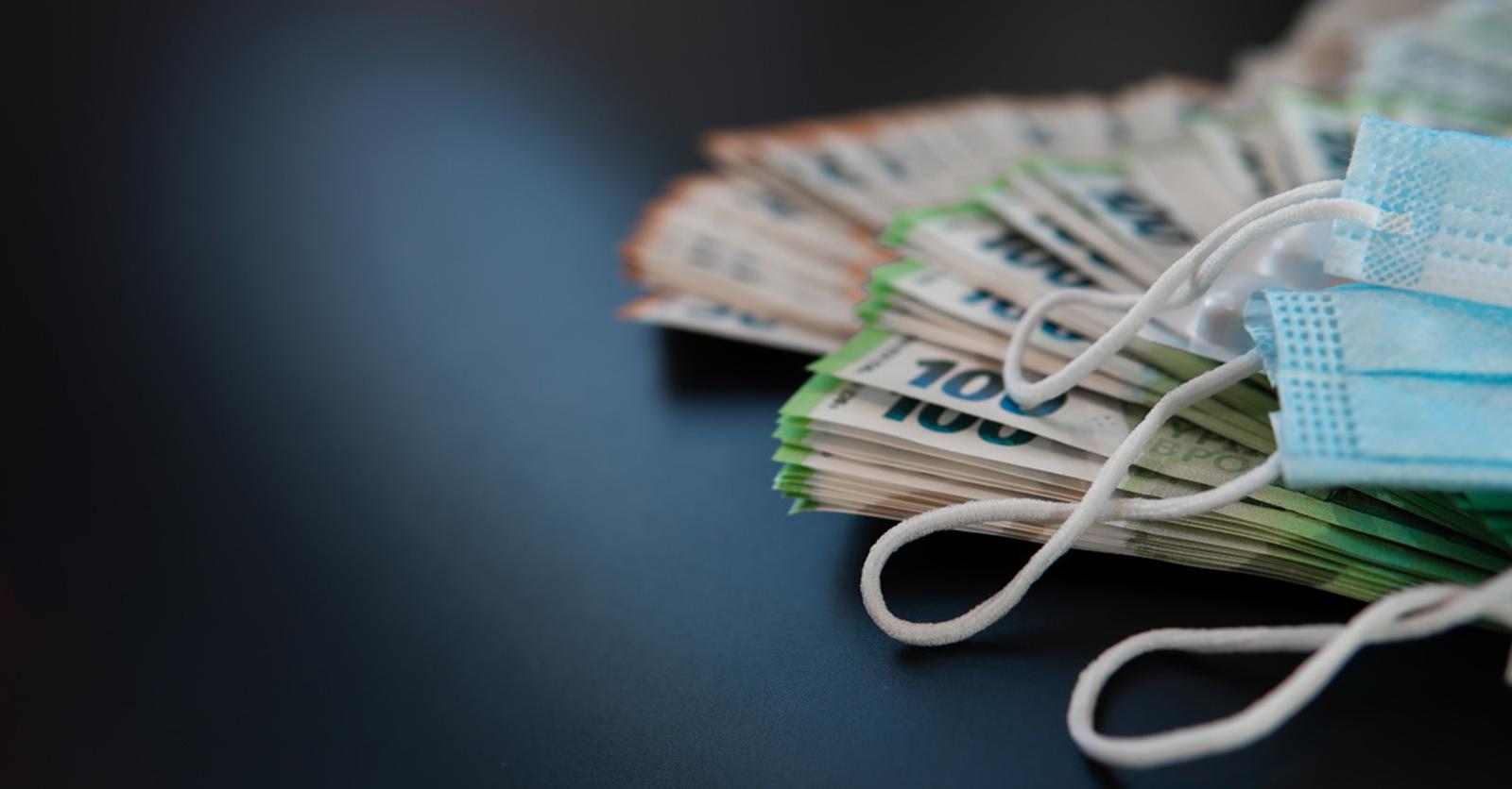 Vers Geld 'Geld drukken en alles is opgelost, zeggen politici en economen. Is het ...