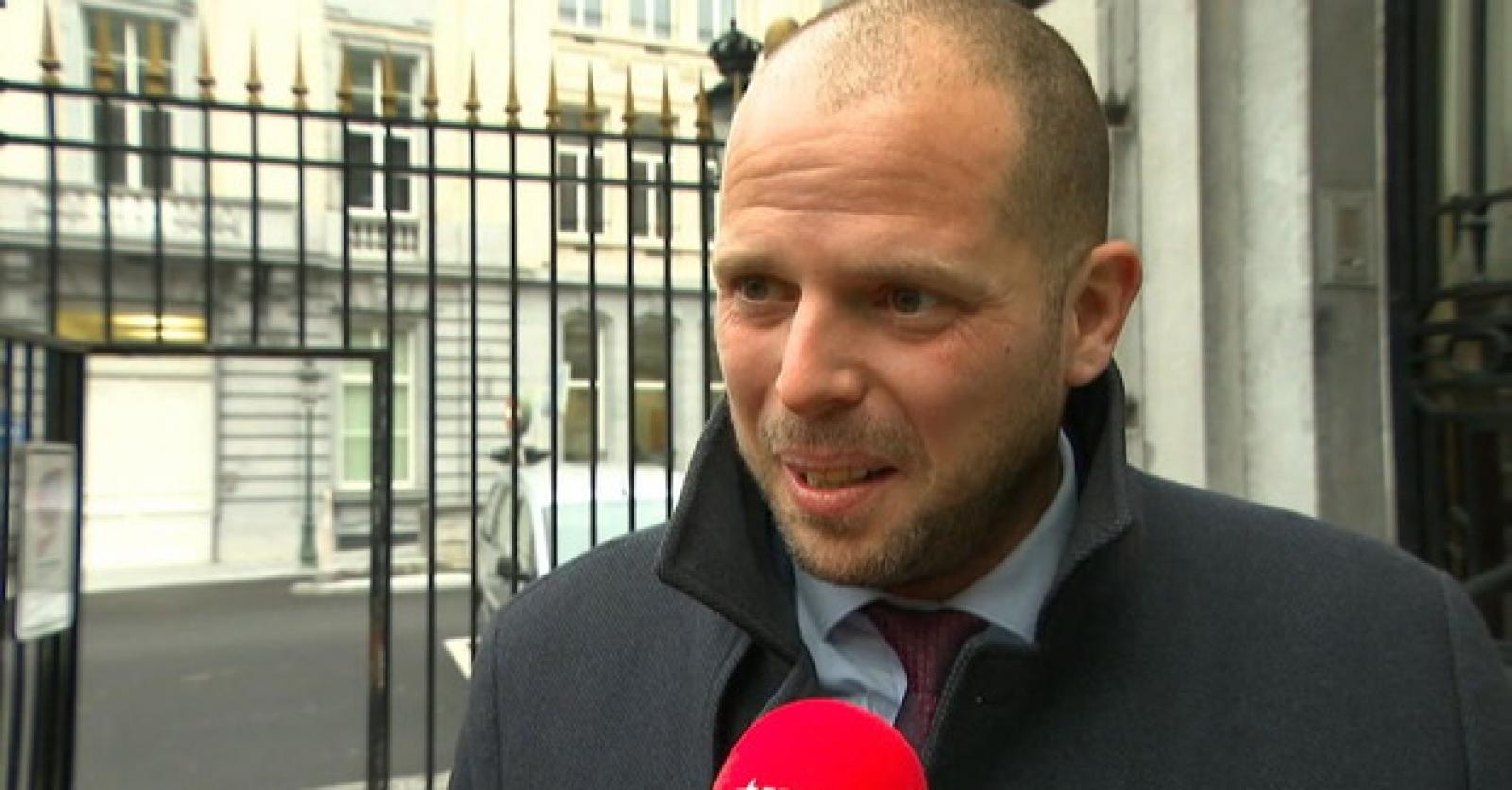 Francken: "Hoge bomen vangen veel wind"
