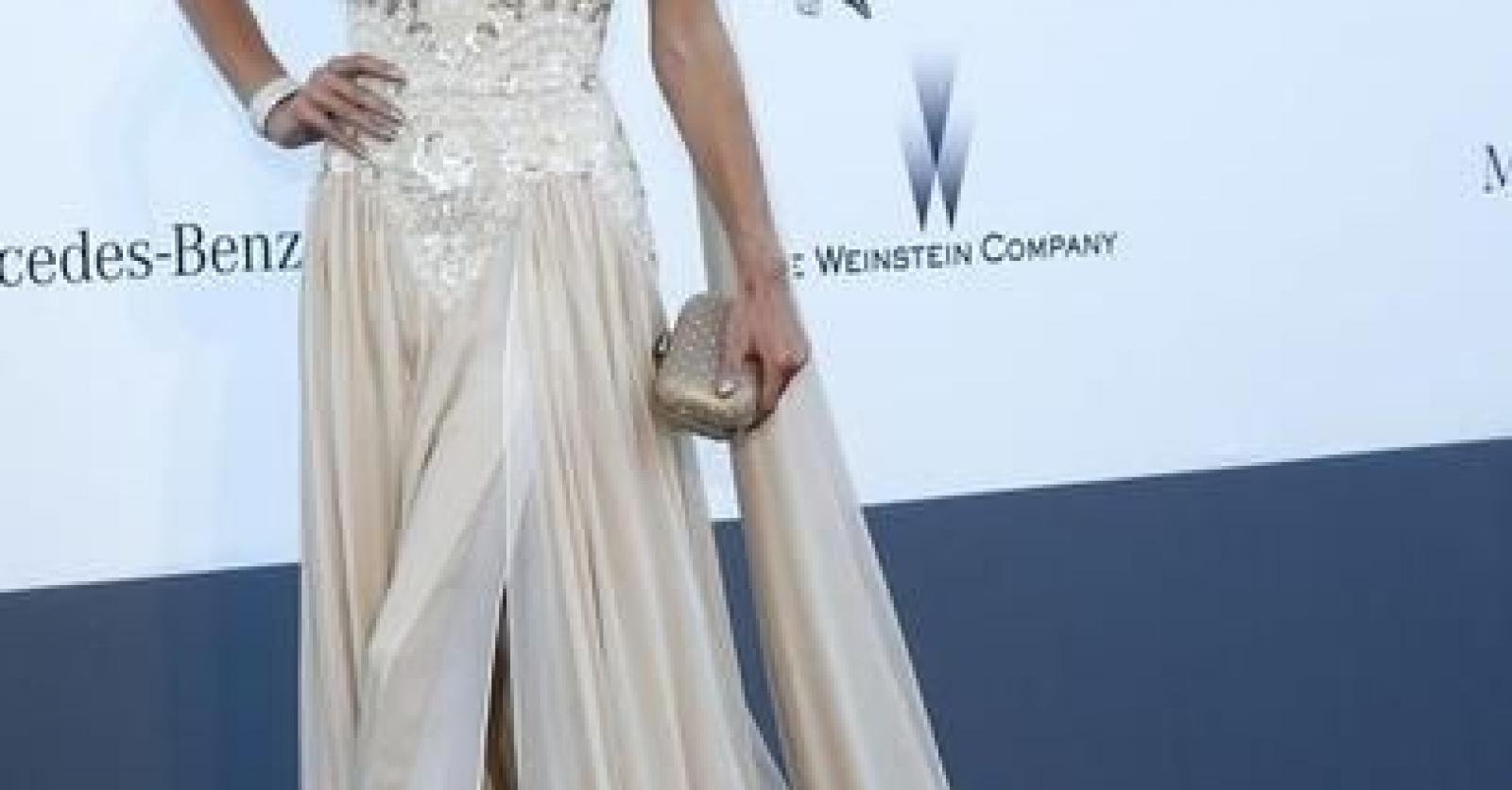 Jurken met hoge split veroveren de rode loper