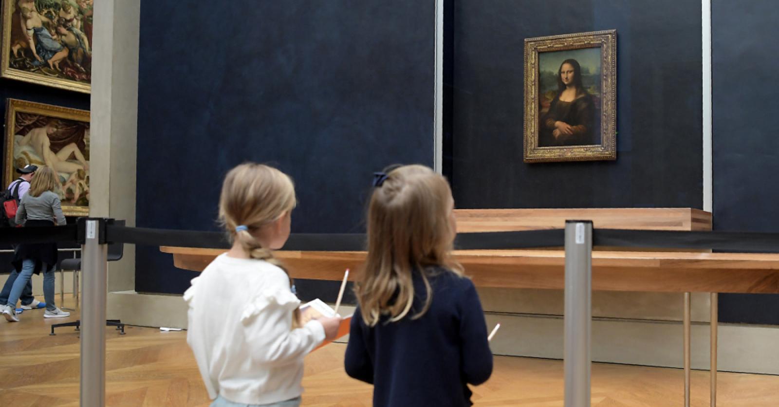 Mona Lisa hangt na renovatie van Salle des Etats weer op haar vaste