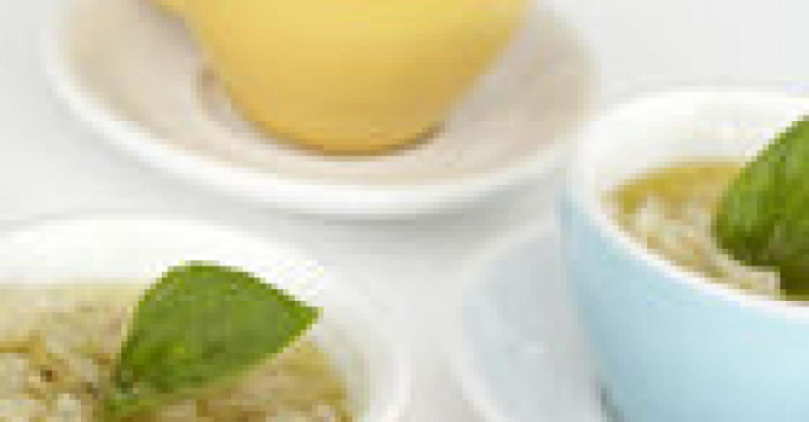 Gevogeltebouillon met letterpasta