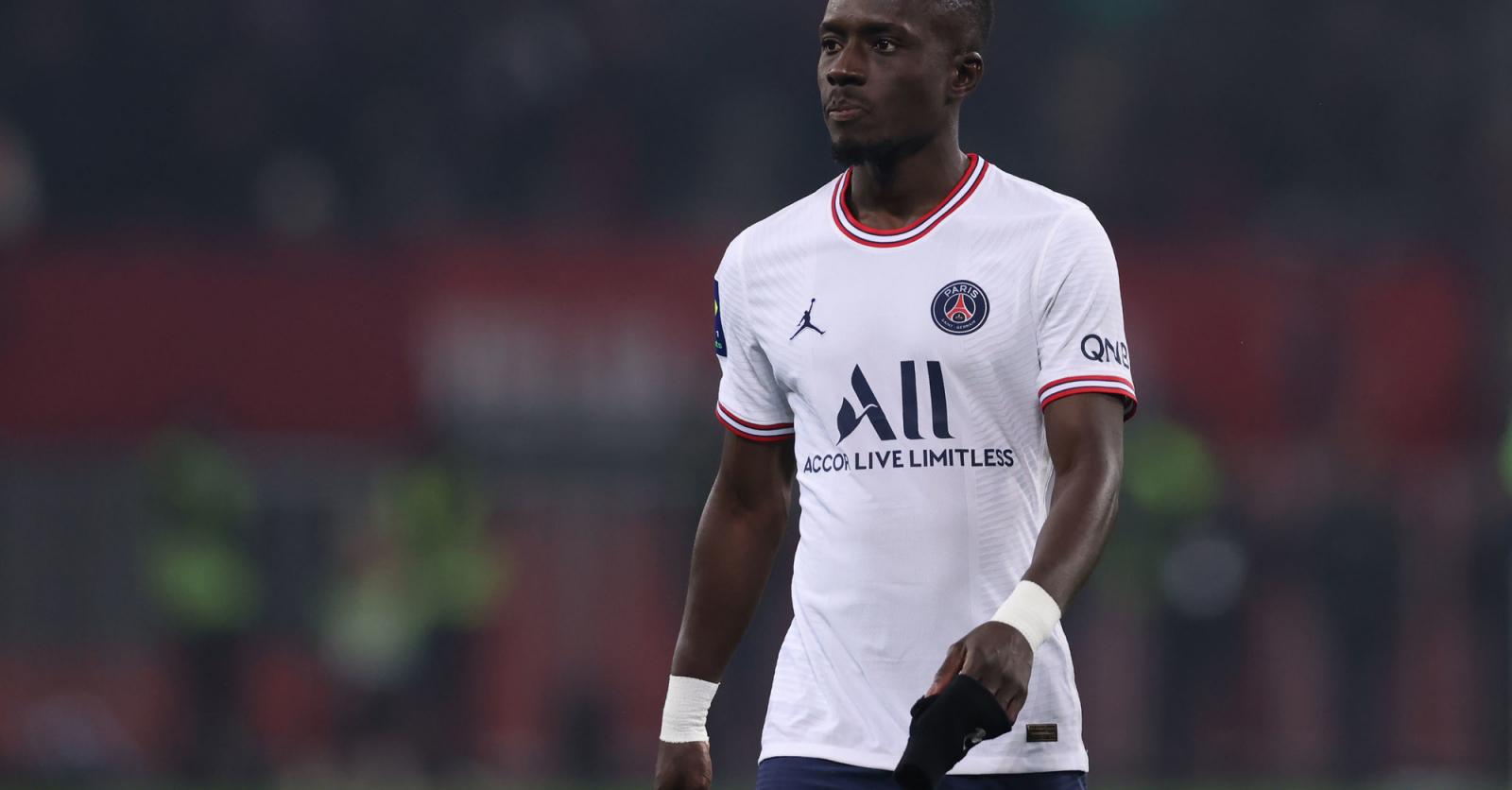 PSGspeler Gueye moet zich verantwoorden bij bond na weigering