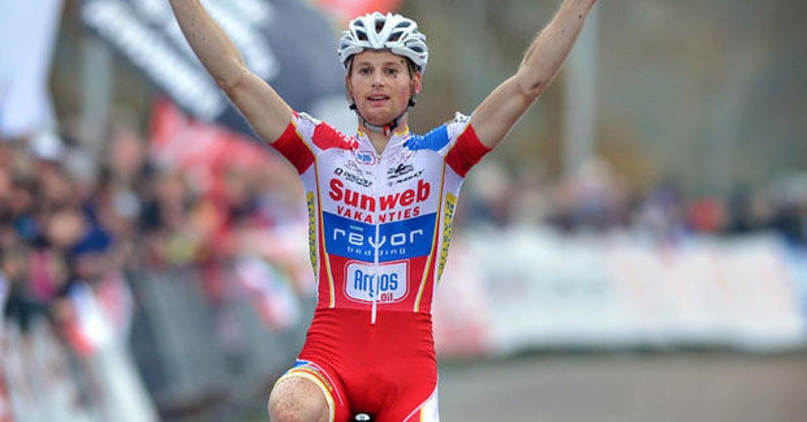 Kevin Pauwels wint wereldbekerveldrit in Tabor